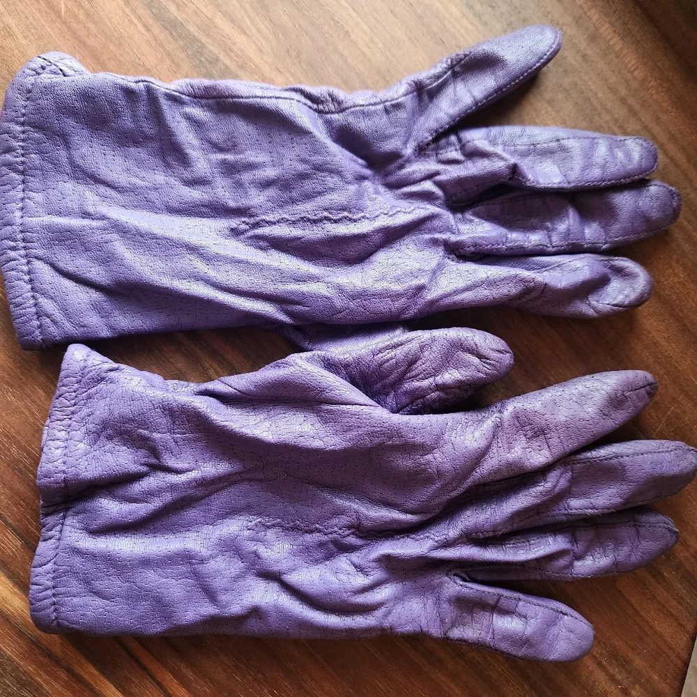 fownes vintage purple